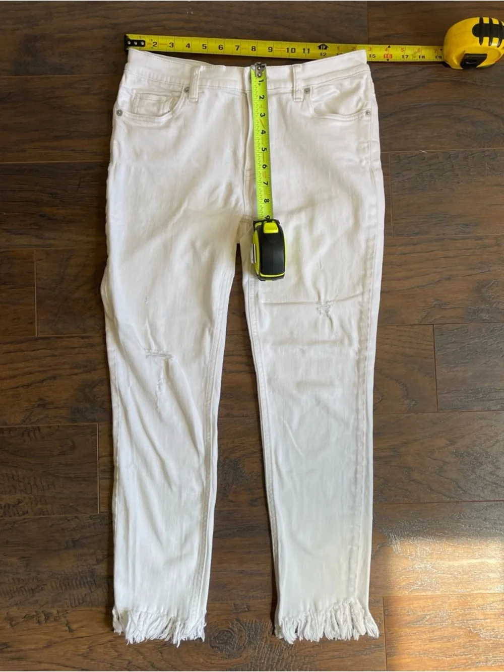 Free People Jeans‎ Women’s Size 27 White Frayed Hem. 61855-16515125